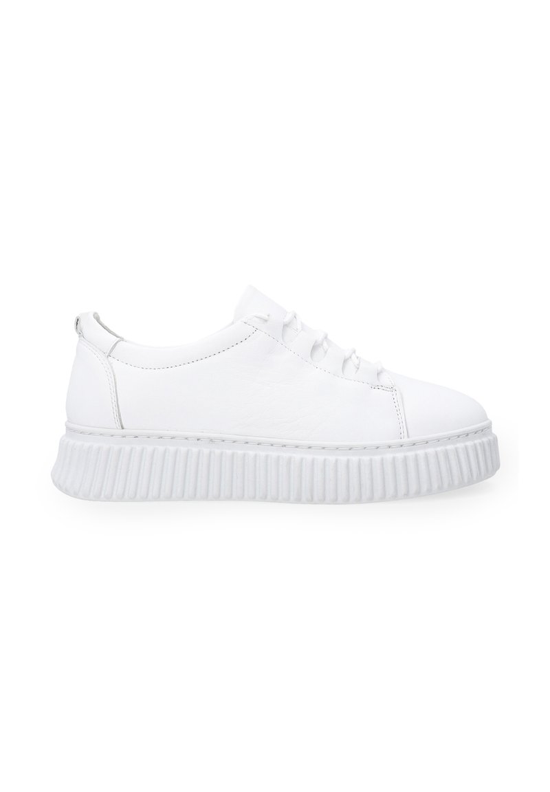VENEZIA SNEAKERS - Sneaker low - white