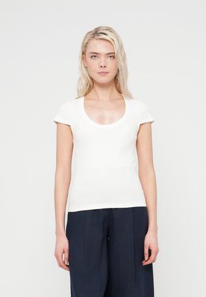 Vero Moda VMCHLOE CS SHORT U-NECK NOOS - Navadna majica - snow white