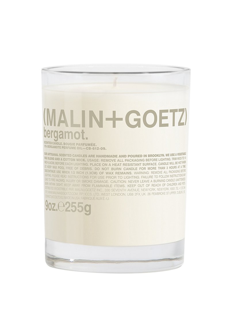 Weiße Glaskerze mit einem natürlichen Baumwolldocht, etikettiert mit hellgrauem Text, mit einem ausgeprägten Bergamott-Duft. 9 Unzen (255 g) Fassungsvermögen.