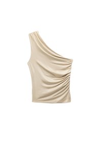 Beige top met één schouder, gemaakt van zacht materiaal, met rimpeldetail aan de ene kant en een zacht rekbare textuur.