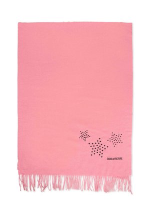 Bufanda rectangular rosa con bordes con flecos. Patrón de estrellas negras y logo de la marca en la esquina inferior. Textura suave, diseño ligero.