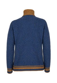 Blauer gestrickter Pullover mit strukturierter Oberfläche, der einen braunen gerippten Kragen und gestreifte Säume aufweist. Die Rückansicht zeigt eine Schlichtheit im Design.