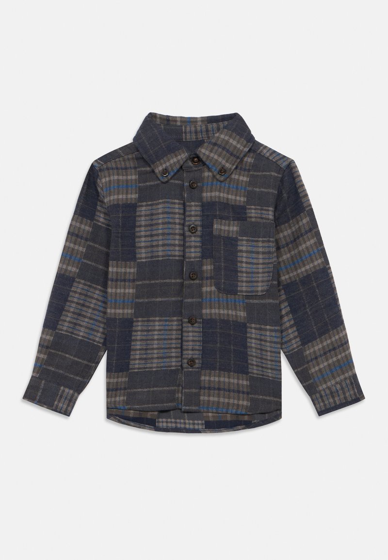 Πουκάμισο με κουμπιά σε σχέδιο καρό σε αποχρώσεις του ναυτικού, γκρι και καφέ. Διαθέτει κλασικό γιακά, τσέπη μπροστά και μακριά μανίκια με μανσέτες και κουμπιά.