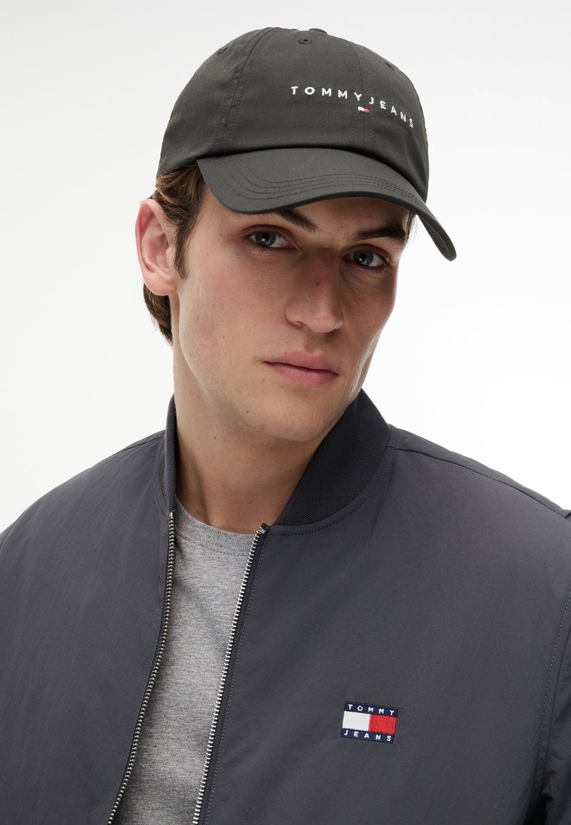 Tommy Jeans LINEAR LOGO UNISEX - Caps - black