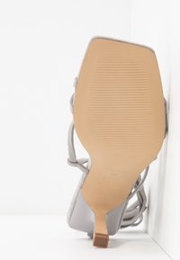 Zign Sandales - grey