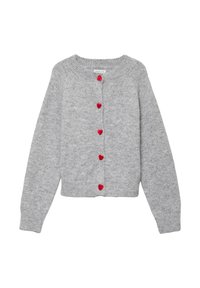 Cardigan en tricot gris avec des manches longues et des boutons en forme de cœur rouges sur le devant, encolure ronde et bords côtelés.