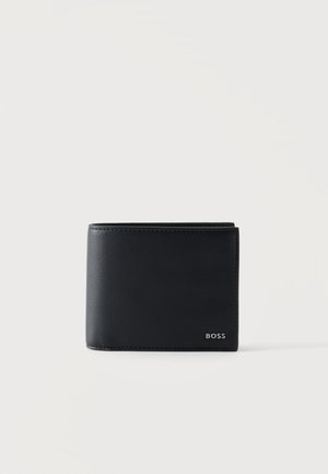 Portefeuille noir en cuir à deux volets avec petit logo métallique "BOSS" en bas à droite sur le devant.