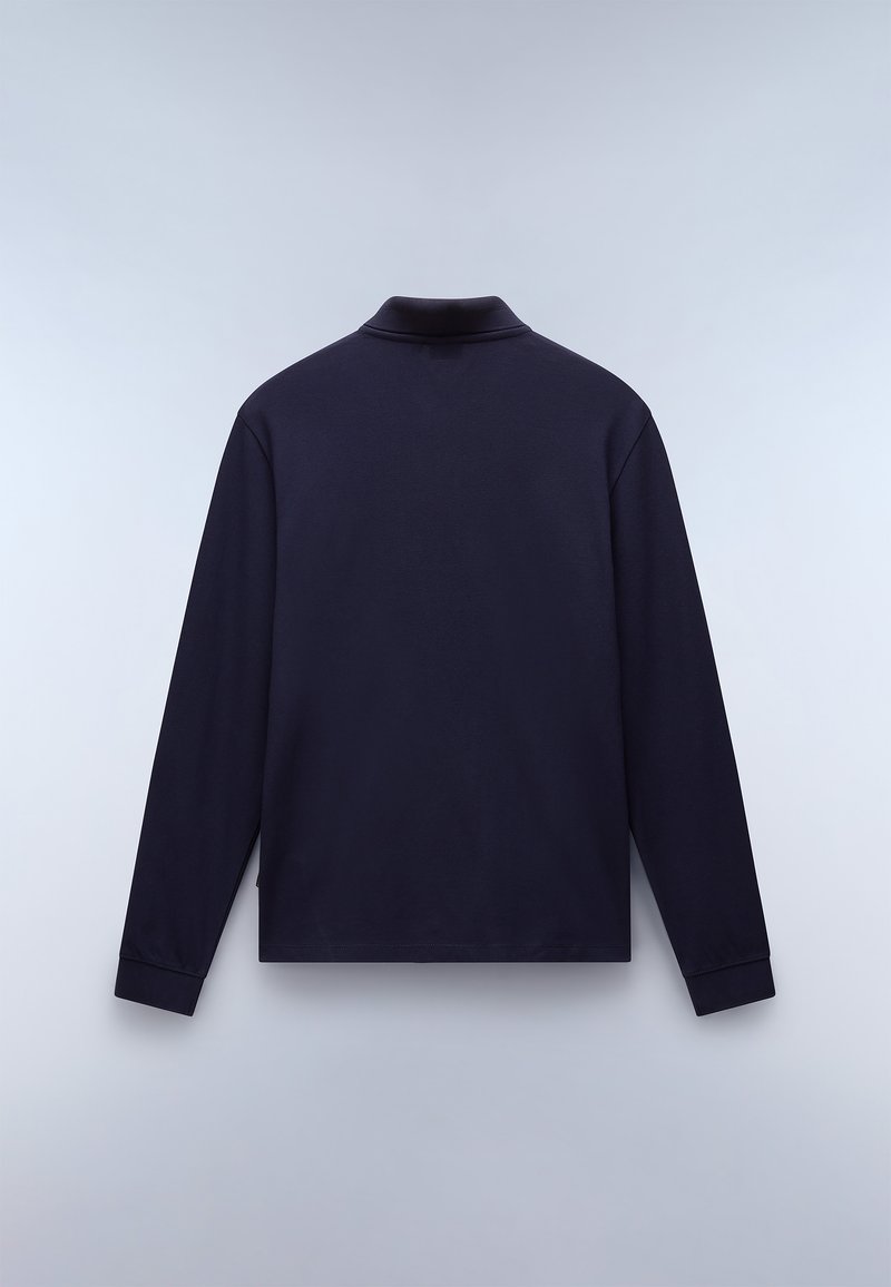 Langärmliges, dunkelblaues Polohemd mit Kragen, das über eine glatte Textur und einen geraden Schnitt verfügt, sichtbare Nähte aufweist und keine Verzierungen hat.