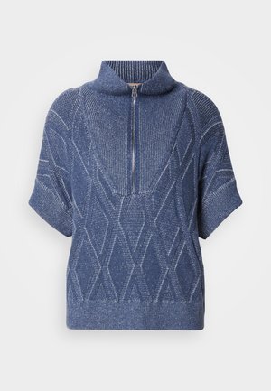 Zils adīts džemperis ar rāvējslēdzēja augsto apkakli, īsām piedurknēm un dimanta rakstiem. Tekstūrēta auduma sastāvs ar kontrastējošām gaišām šķiedrām.