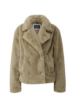 Giacca doppiopetto in finta pelliccia di colore beige chiaro, con un ampio colletto, due tasche frontali e bottoni rotondi sulla parte anteriore.