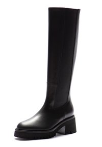 Stivale in pelle nera al ginocchio con pannello laterale elasticizzato, suola strutturata e tacco spesso. Finitura liscia con una silhouette elegante.