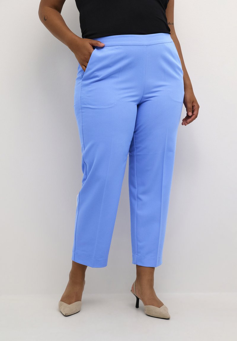 Kaffe Curve - SAKIRA CROPPED - Pantalones - ultramarine, Ampliar