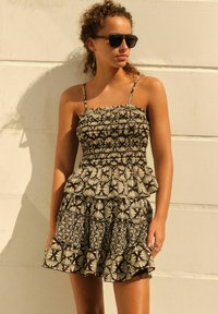 Next SHIRRED CAMI - Top - black white