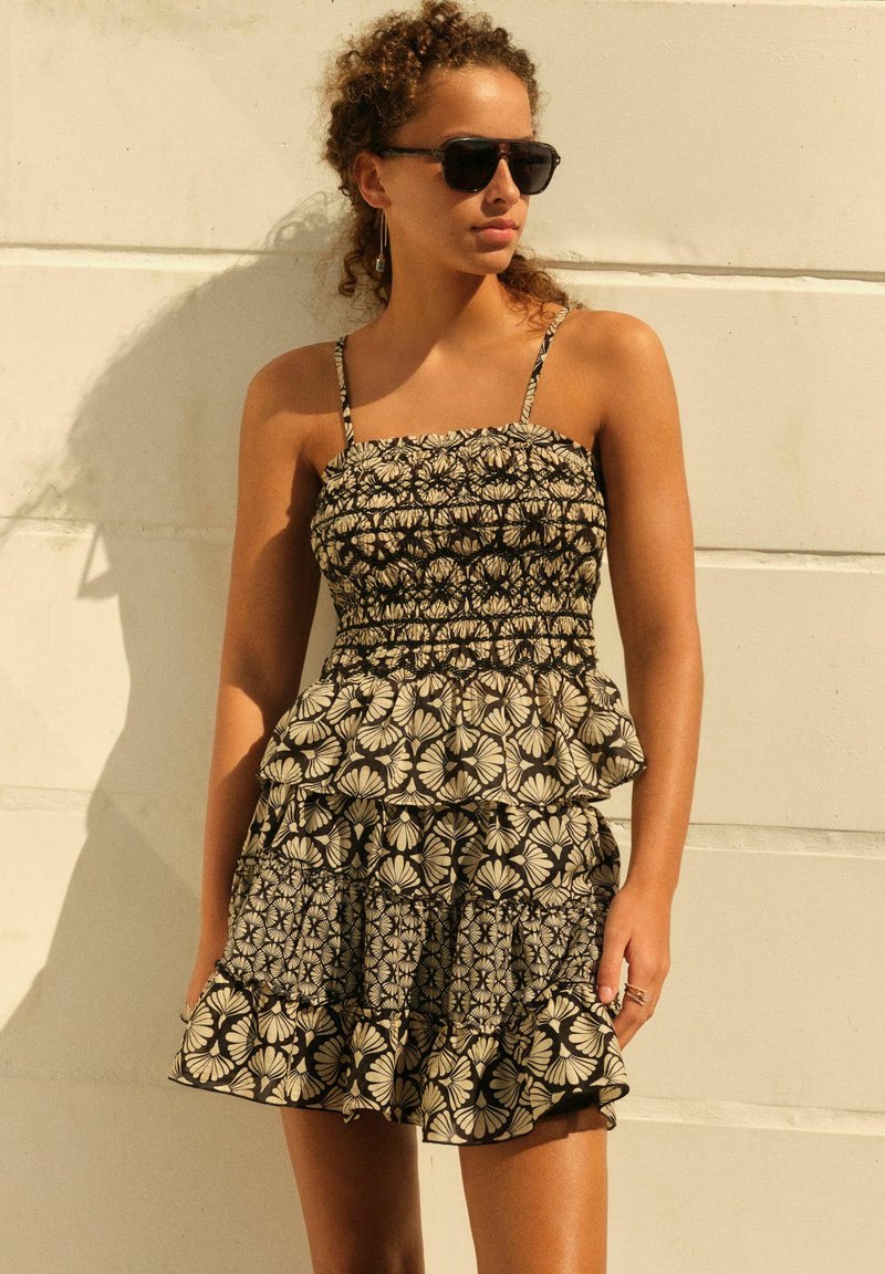 Next SHIRRED CAMI - Top - black white