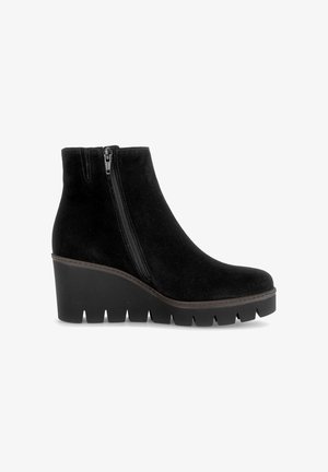 Gabor, GABOR PLATEAU STIEFELETTE - Snowboot/Winterstiefel - black