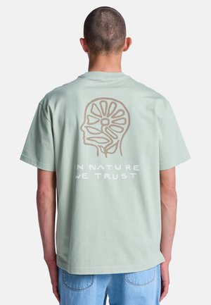 IN NATURE  - T-shirt con stampa - lto