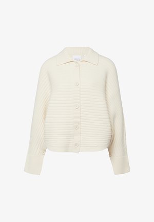 Kremowy karczekowy kardigan z prążkowanego dzianiny z szerokim kołnierzem, zapinany na guziki z przodu, z długimi rękawami zakończonymi mankietami na guziki.