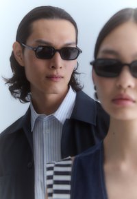 ZURI UNISEX - Occhiali da sole - black