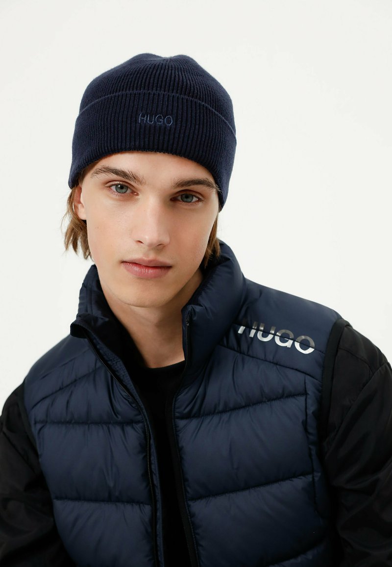hugo-xevo-pipo-dark-blue-tummansininen-zalando-fi