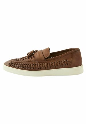 TASSEL REGULAR FIT - Slip-ons - tan brown