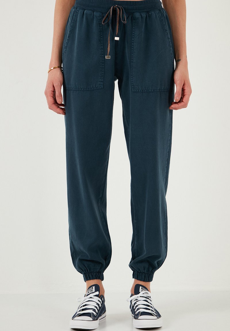LELA REGULAR FIT - Donji dijelovi trenirke - dark blue