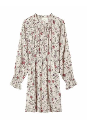 Robe à motifs floraux avec des manches longues, un col froncé et des poignets volantés ; fond beige avec des fleurs rouges et violettes et des accents noirs.