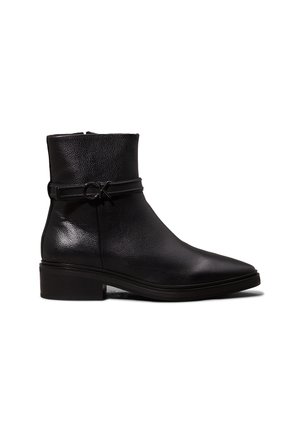 Kotníkové boty - black