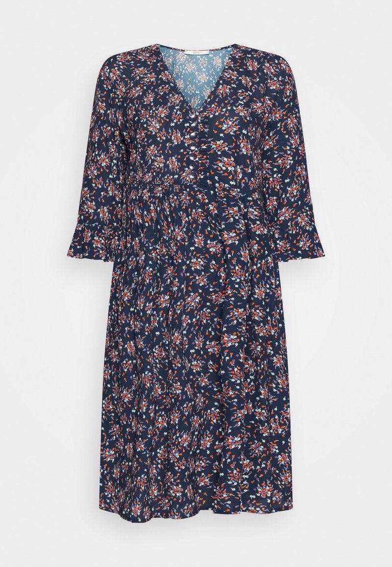 Robe bleu marine à motifs floraux, longueur genoux, avec col en V, boutons sur le devant et manches évasées trois-quarts.
