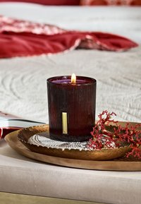Rituals SCENTED CANDLE - THE RITUAL OF AYURVEDA - SWEET & NUTTY - SWEET ALMOND OIL & INDIAN ROSE - Doftljus