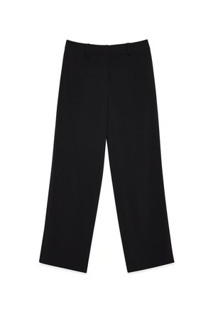 Black wide-leg trousers made of smooth fabric. Features front pockets and a flat waistband. No visible patterns or hardware accents.