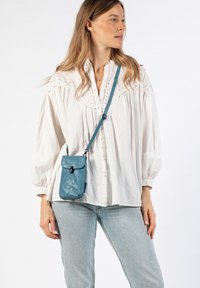 Aunts & Uncles LEMON TWIST - Handyhülle - coronet blue