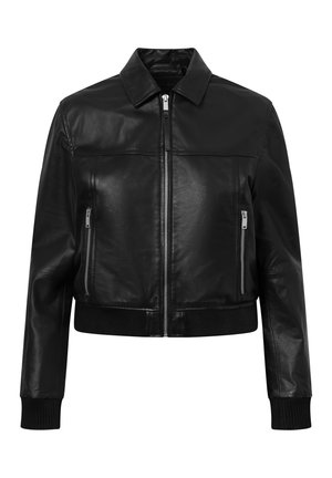 Giacca bomber nera in pelle con zip frontale, due tasche laterali con zip, polsini e vita a costine, caratterizzata da un colletto classico e una texture liscia.