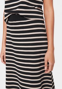 Saint Tropez MILASZ STRIPED - A-vonalú szoknya - black