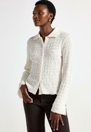 TEXTURED - Skjortebluser - off white