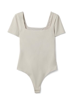 Beige body met korte mouwen, een vierkante halslijn en drukknoopsluitingen bij het kruis.