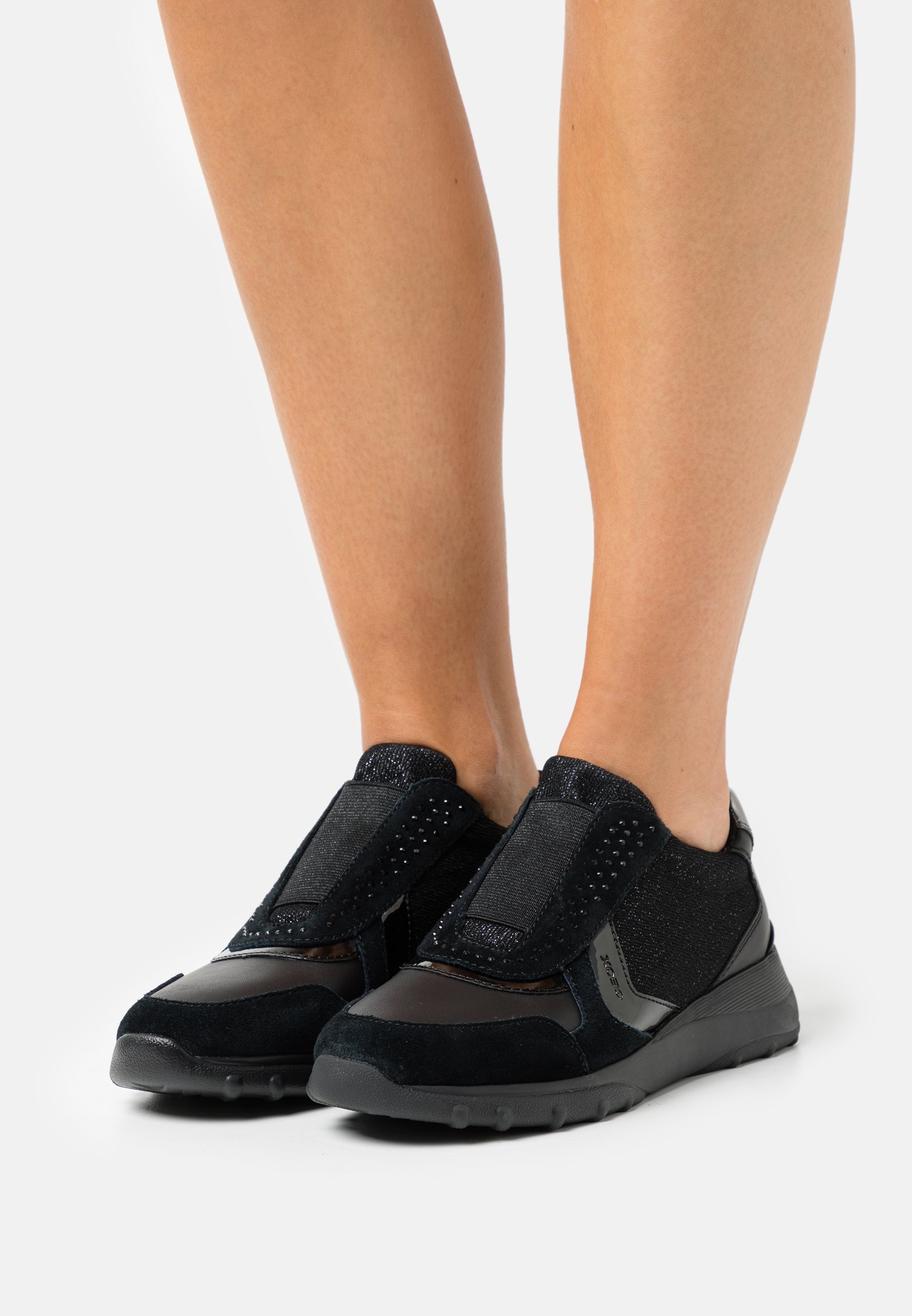 Trainers GEOX - D Alleniee A D04LPA 0PV22 C9999 Black - Sneakers - Low  shoes - Women's shoes | efootwear.eu