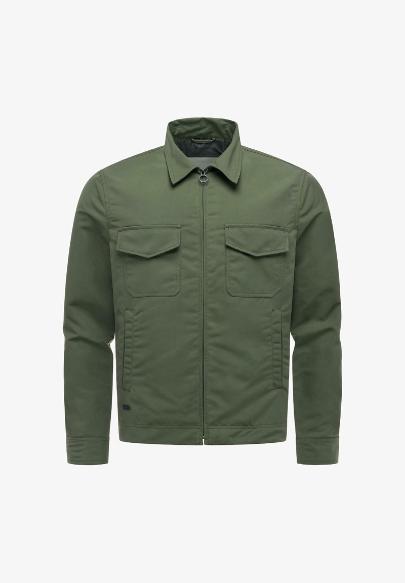 Veste légère vert olive avec fermeture éclair devant, deux poches poitrine à rabat, poches latérales et col pointu.