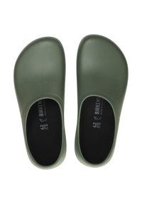 Grønne, slip-on klip klip i glat gummi. Rund tå form, med en tekstureret sål og et enkelt, diskret design. Størrelse 42.