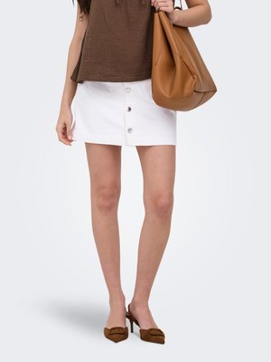 ONLY ONLAMAZING HW SKIRT TAI DNM NOOS - Jupe trapèze - white denim