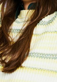 Esprit Sweter