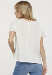 Lee Cooper MAXINE - Blouse - ivory