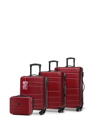 LUGGAGE SET WITH WASH BAG AND TAG FROM ABS - Wheeled suitcase - red