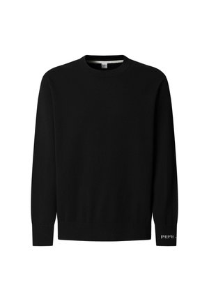 Suéter negro de tejido de punto, con cuello redondo, mangas largas y puños acanalados, y un pequeño logo en la manga izquierda.