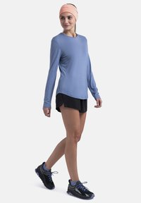 icebreaker LIGHT WEIGHT COOL-LITE SPHERE - Longsleeve - LIGHT BLUE