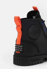Palladium Botines bajos - black