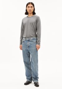 ARMEDANGELS JAARLO - Langarmshirt - iron cast