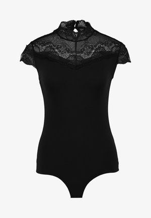Body noir avec un col en dentelle haut, manches courtes et un design lisse et ajusté. La dentelle présente des motifs floraux sur la partie supérieure.