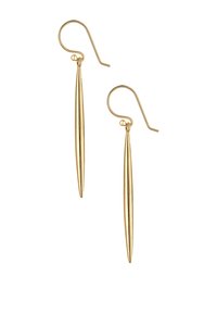 Guld-tone hængeøreringe med en langstrakt, afsmalnet design og poleret overflade. Inkluderer en krog-lukning for sikker påsætning.