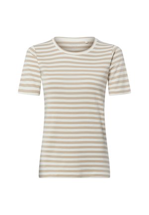 Beżowo-biały, poziomo paskowany t-shirt z krótkim rękawem i okrągłym dekoltem na białym tle.