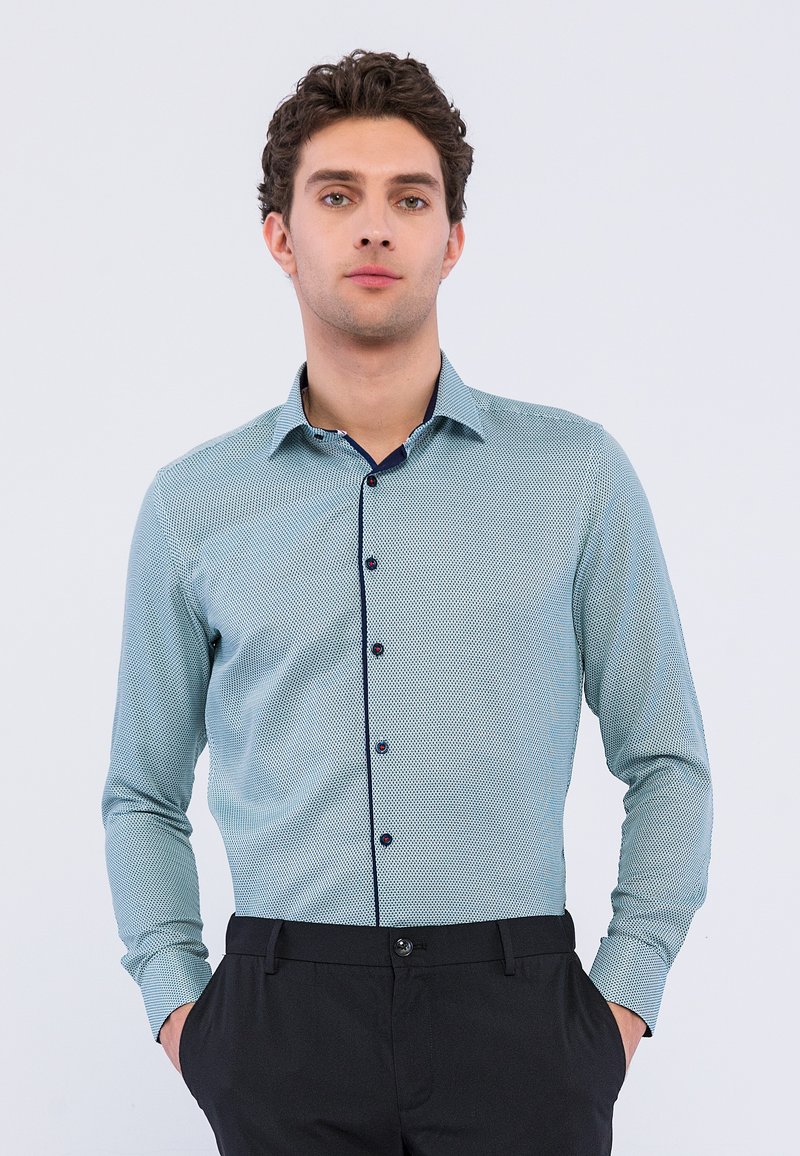 Basics and More MIKE - Shirt - green - Zalando